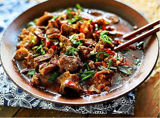 上海食堂承包给企业带来的优点: